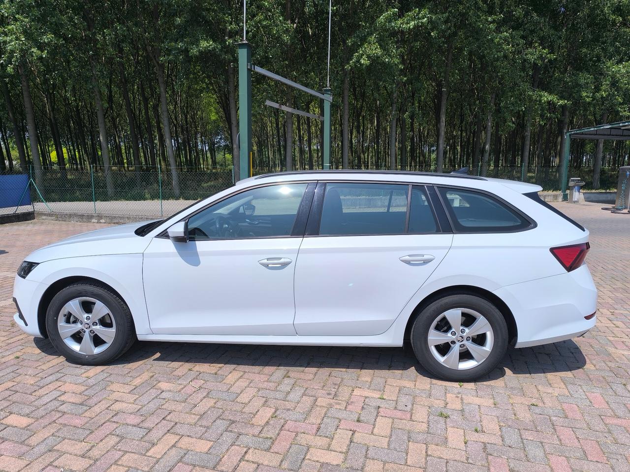 Skoda Octavia 2.0 TDI EVO SCR Wagon Executive