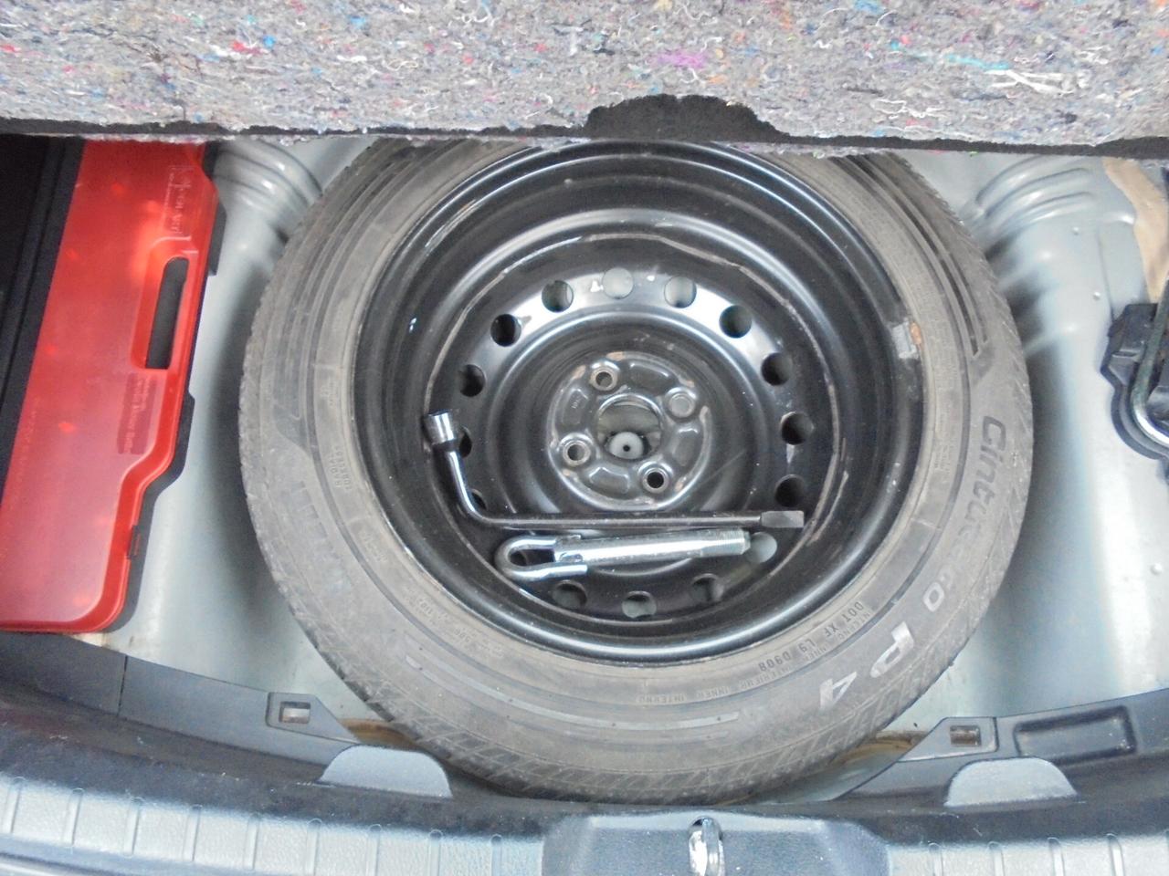 TOYOTA YARIS 1.0 VVT-i ACTIVE – UNIPROPRIETARIO-