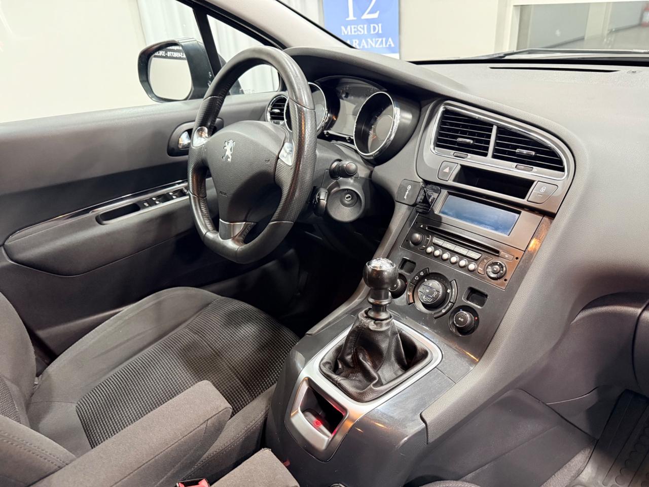 Peugeot 5008 1.6 HDi 115CV Active