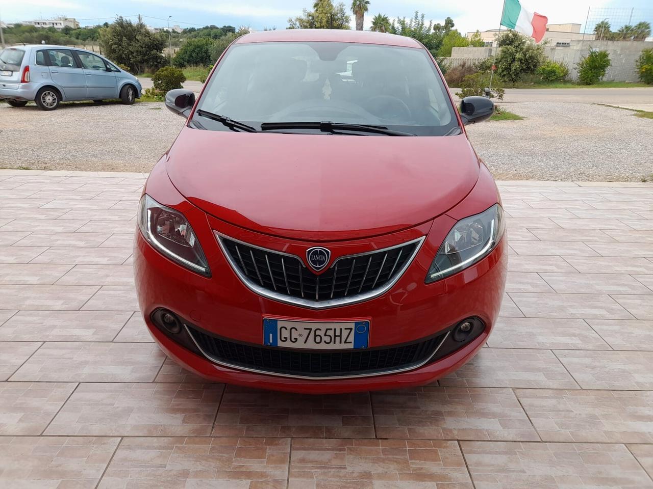 Lancia Ypsilon Lancia Ypsilon 1.0 FireFly Hybrid 69 cv Oro