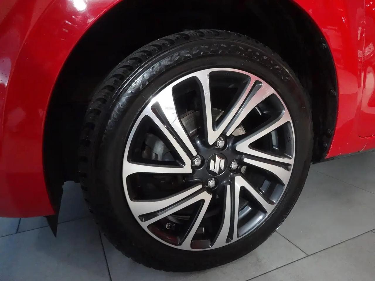 Suzuki Swift 1.2 Hybrid Top