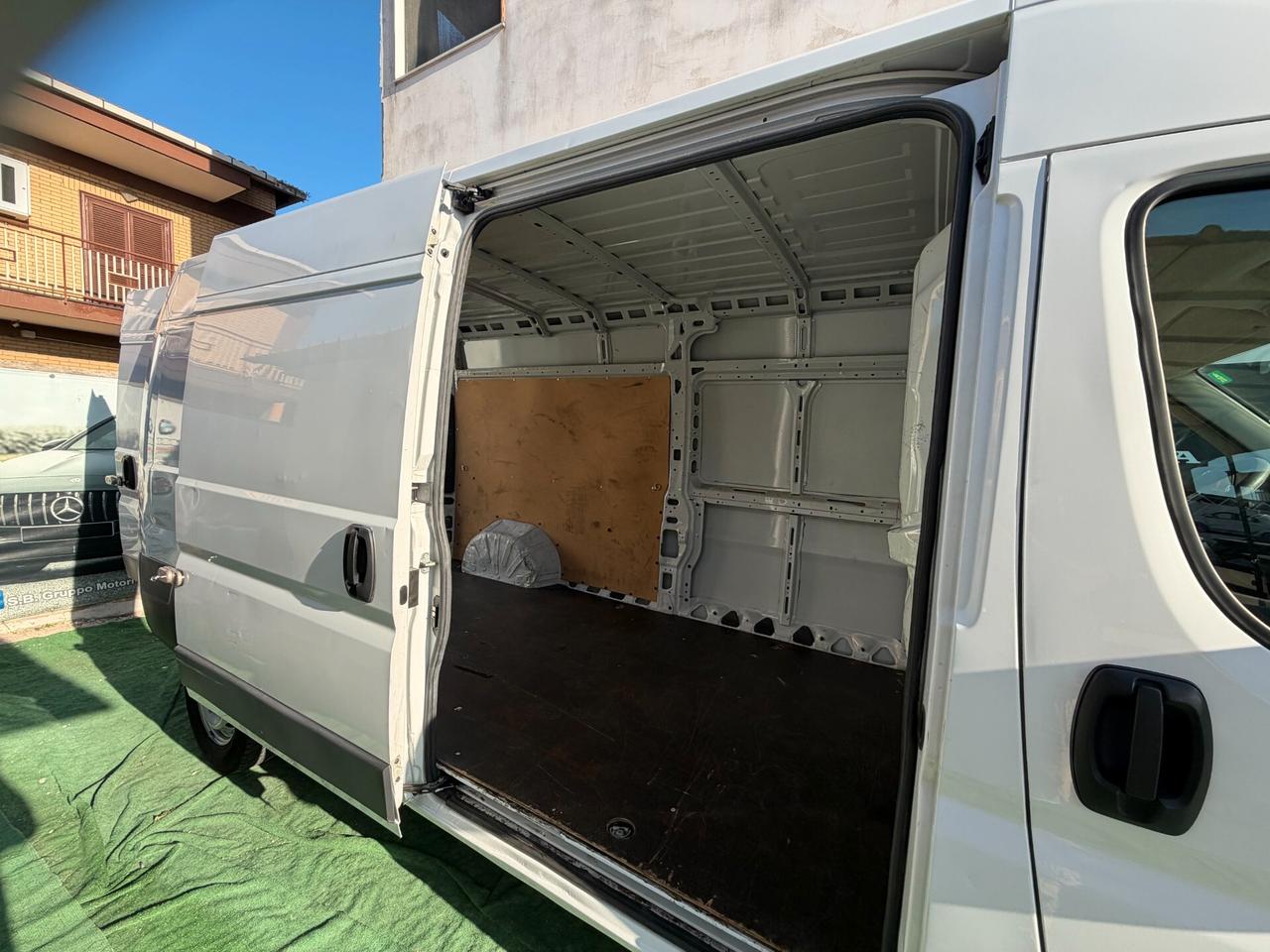 FIAT DUCATO PROFESSIONAL 35 2023 L3H2 2.2 140CV LEGGI