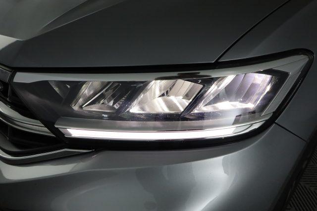 VOLKSWAGEN T-Roc T-Roc 1.5 TSI ACT DSG R-Line