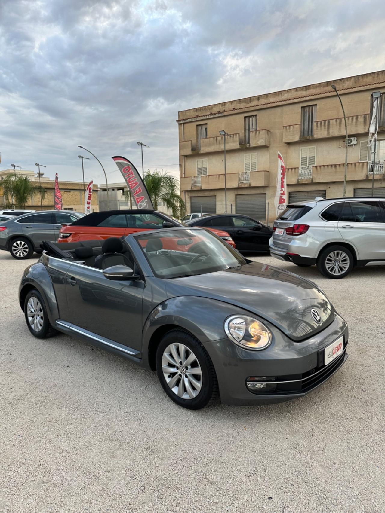 Volkswagen Maggiolino Cabrio 1.6 TDI Design