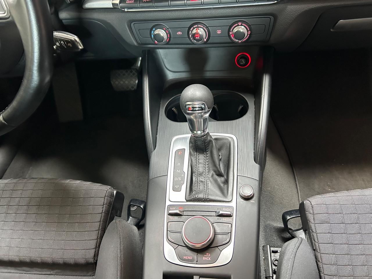 Audi A3 2.0 TDI 150cv S TRONIC automatica