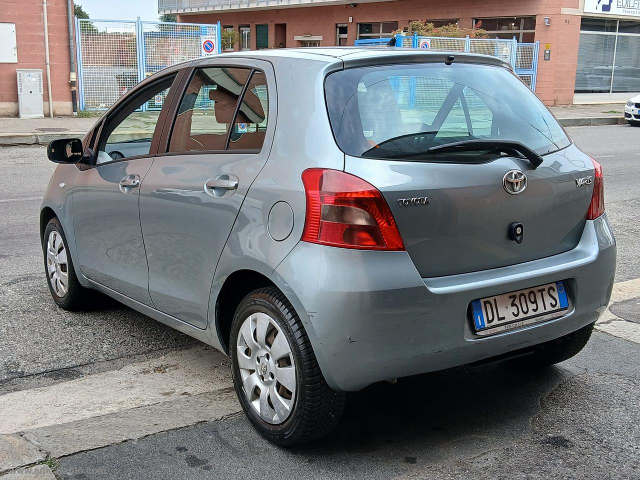 TOYOTA Yaris 1.3 5p. M-MT Sol