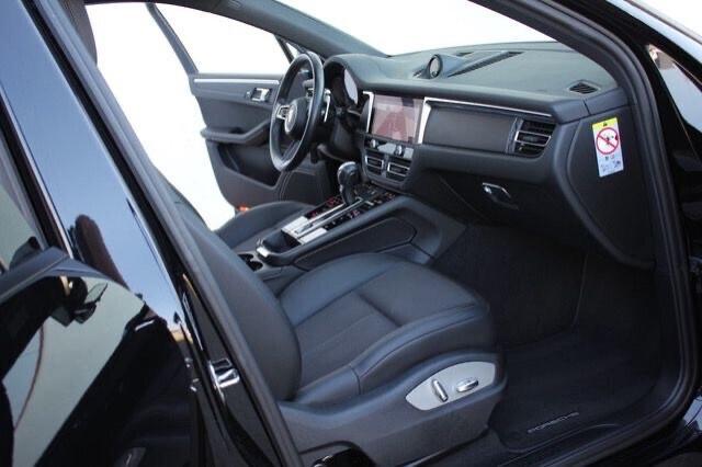 Porsche Macan 2.0 turbo 265cv Tetto Navigatore