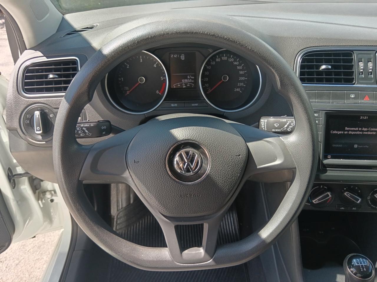 Volkswagen Polo 1.4 TDI 75CV NEOPATENTATI