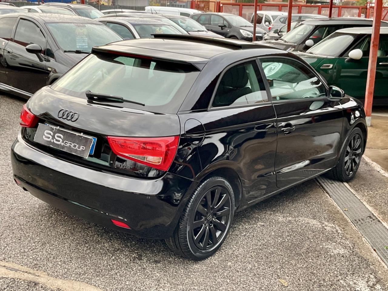 A1 1.2 TFSI Ambition-black pack -tetto-xenon -