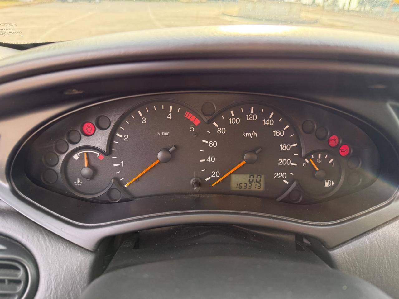 Ford Focus 1.8 TDCi (115CV) cat 5p. Ghia