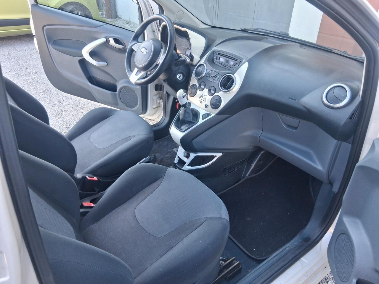 Ford Ka Ka+ 1.2 8V 69CV Titanium