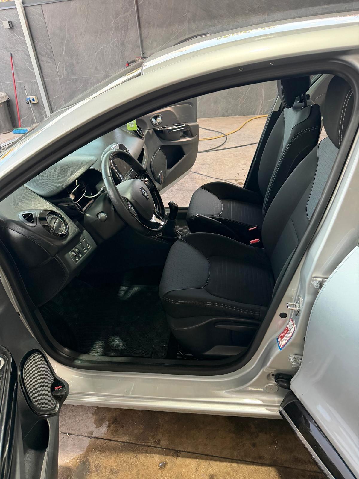 Renault Clio 0.9 TCe 12V 90CV Start&Stop 5 porte Energy