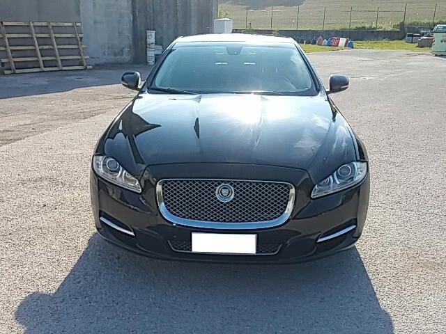 Jaguar XJ 3.0 D V6 Portfolio