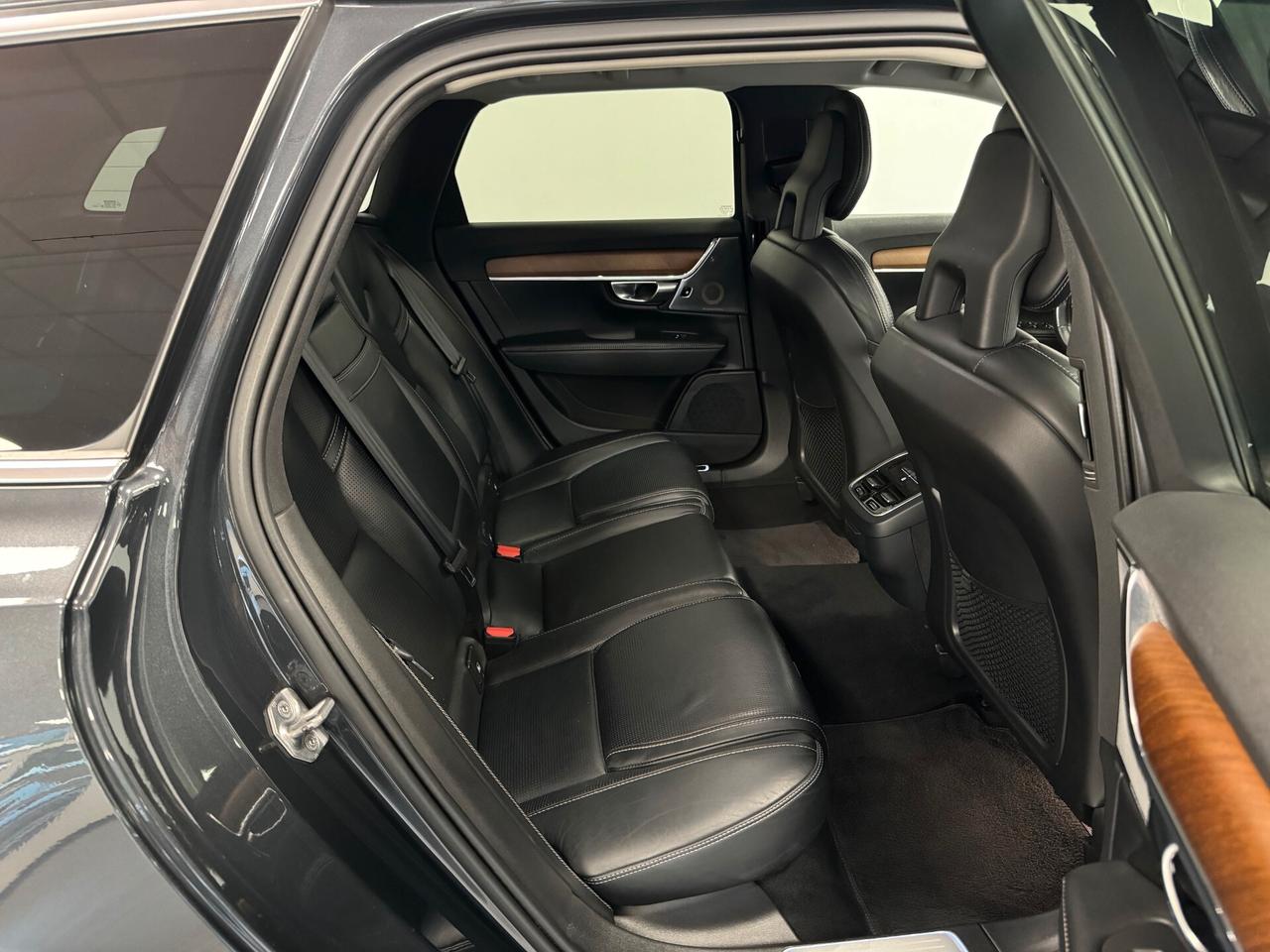 Volvo V90 D4 AWD Geartronic Inscription FULL OPTIONAL