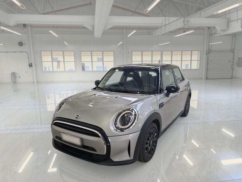 MINI COOPER CLASSIC AUTO 5 PORTE BERLINA