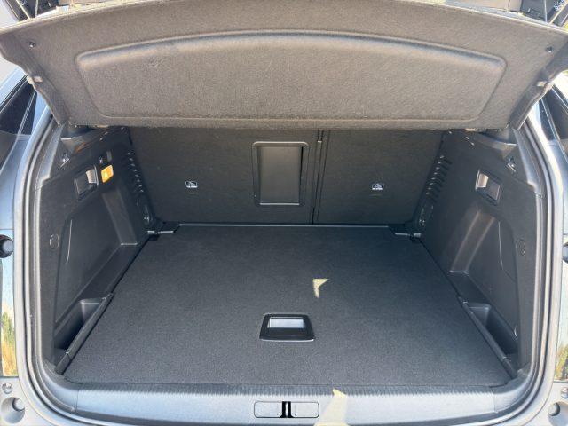 PEUGEOT 3008 3008 BlueHDi 130 EAT8 Allure Pack