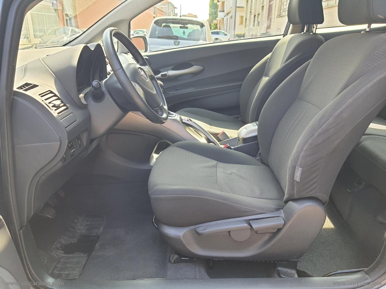 TOYOTA Auris 2.2 D-Cat 3p.