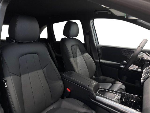 MERCEDES-BENZ B 180 d Automatic Street Edition