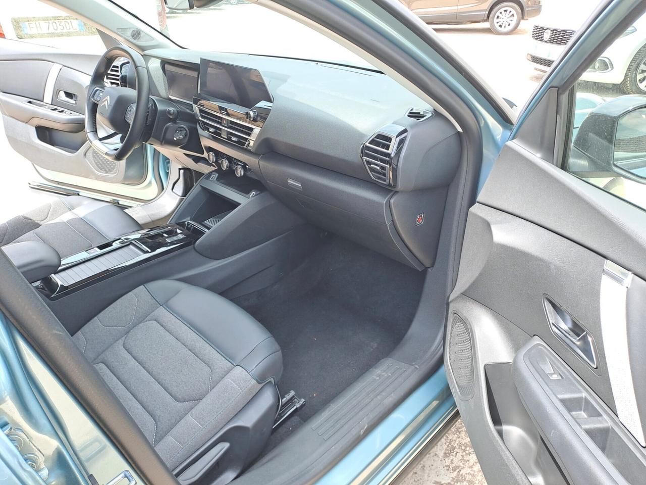 Citroen C4 PureTech 130 S&S EAT8 Shine