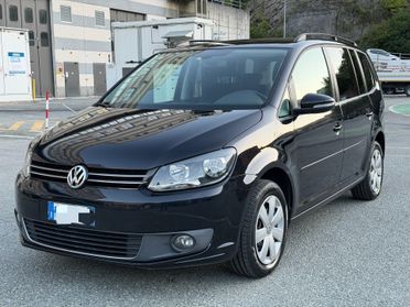 Volkswagen Touran 1.2 TSI BENZINA - 7 POSTI NEOPATENTATI