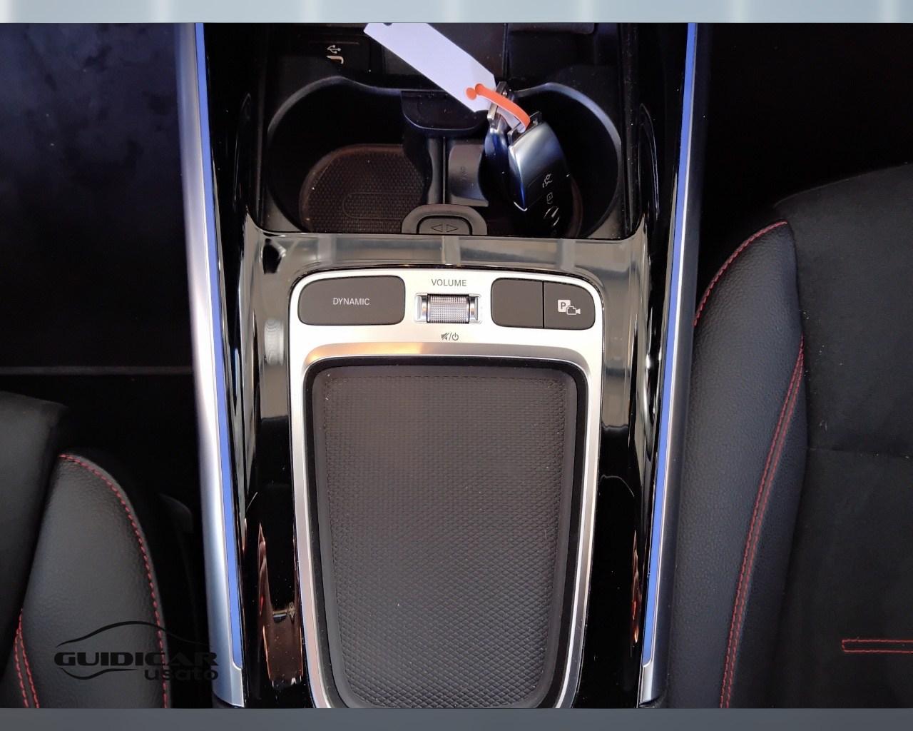 Mercedes-Benz Classe B - W247 2023 - B 180 AMG Line Advanced Plus auto