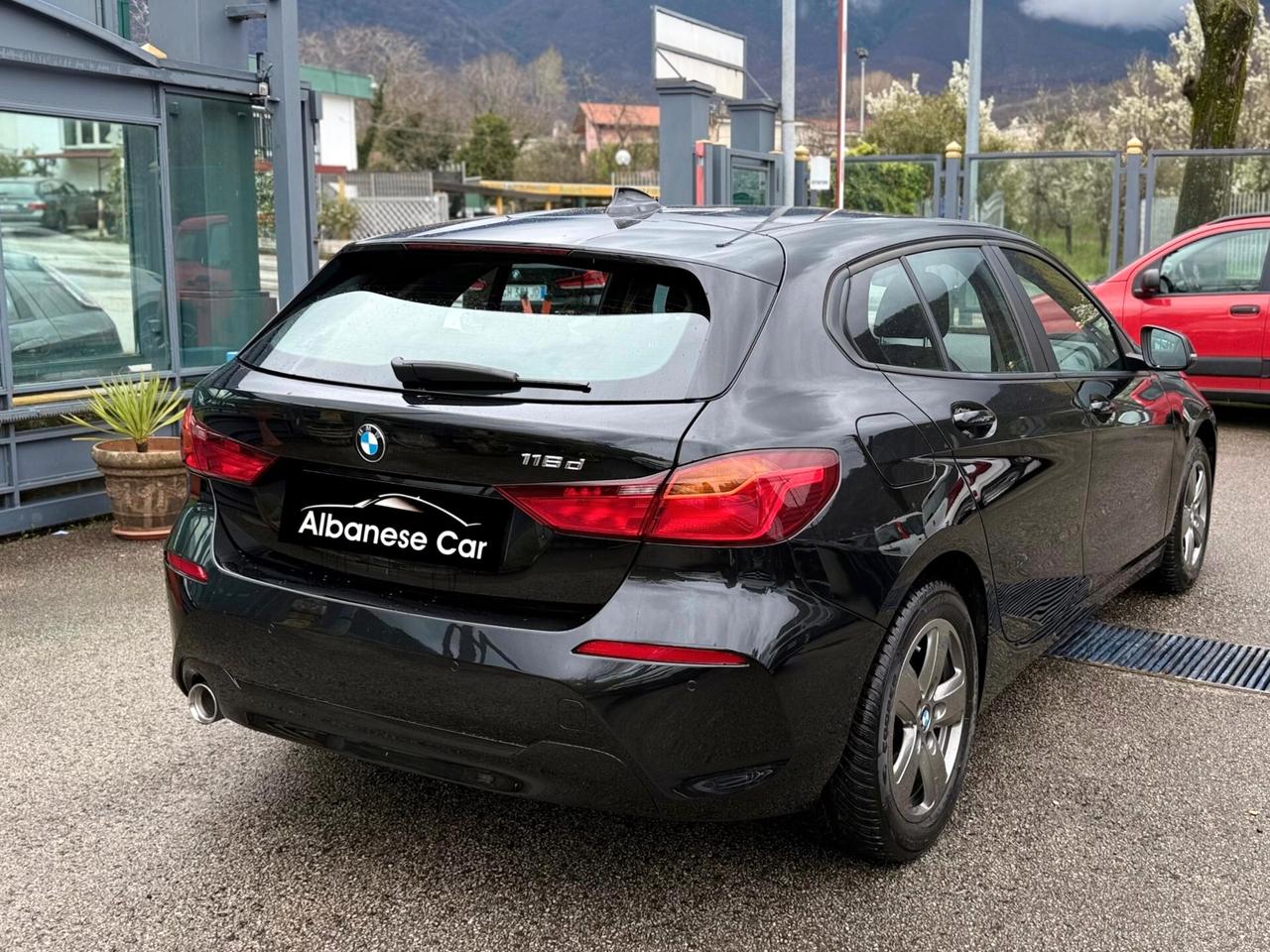 Bmw 116 116d 5p. Business Advantage