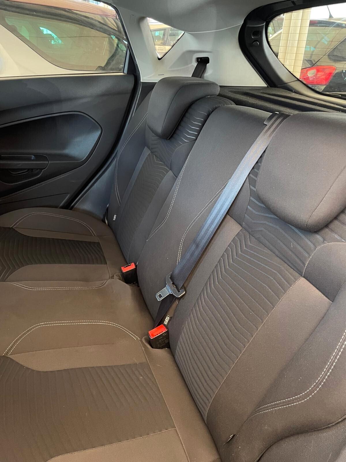 FORD FIESTA 1,2 BENZ.
