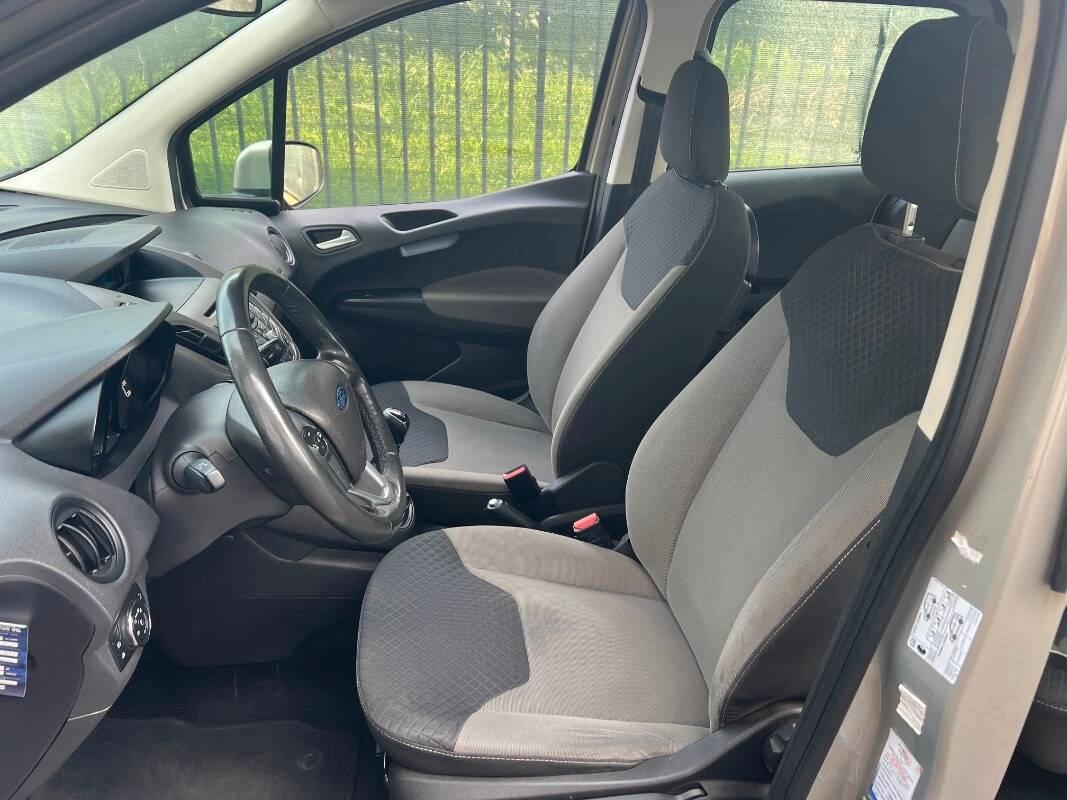 Ford Tourneo Courier 1.5 tdci 75cv plus E5