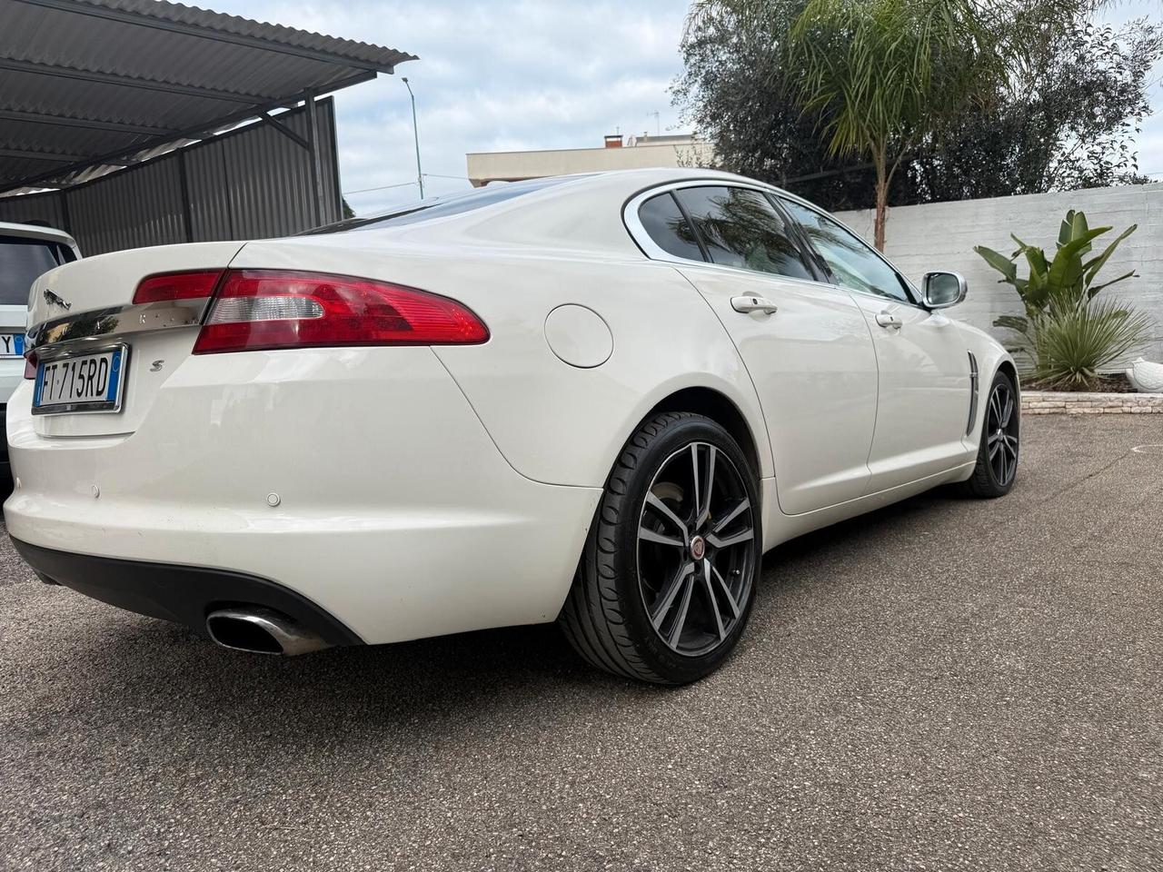 Jaguar XF 3.0 DS V6 Premium Luxury