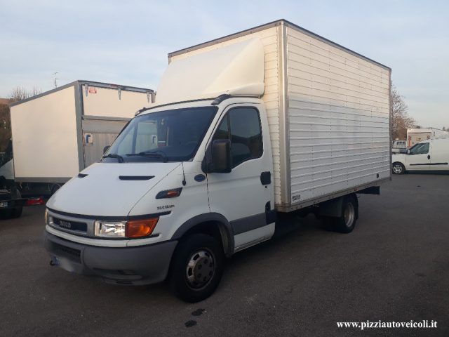 IVECO Daily 35C13 FURGONATO [F104]