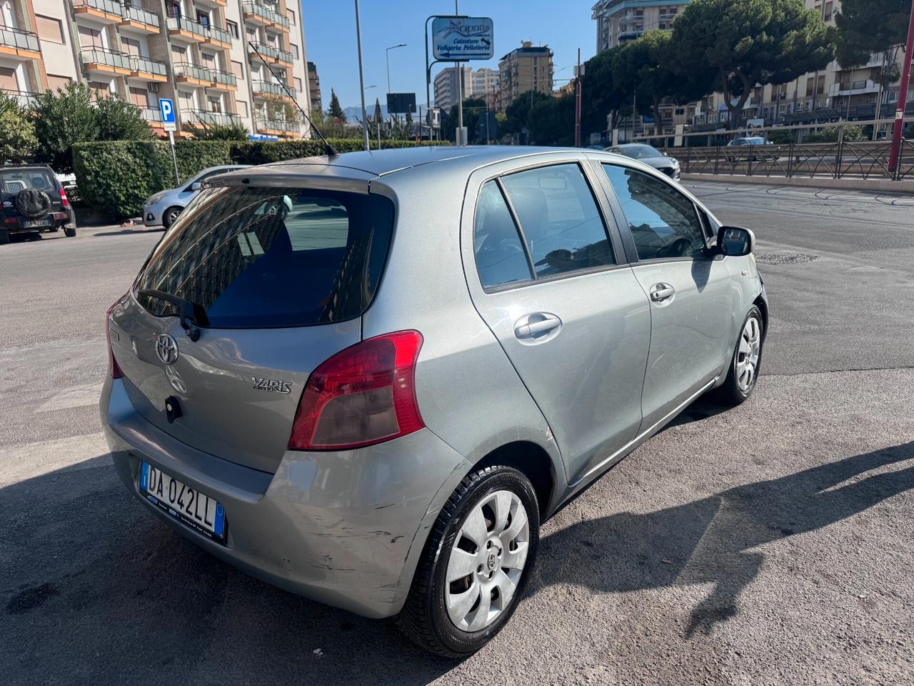 Toyota Yaris 1.3 5 porte