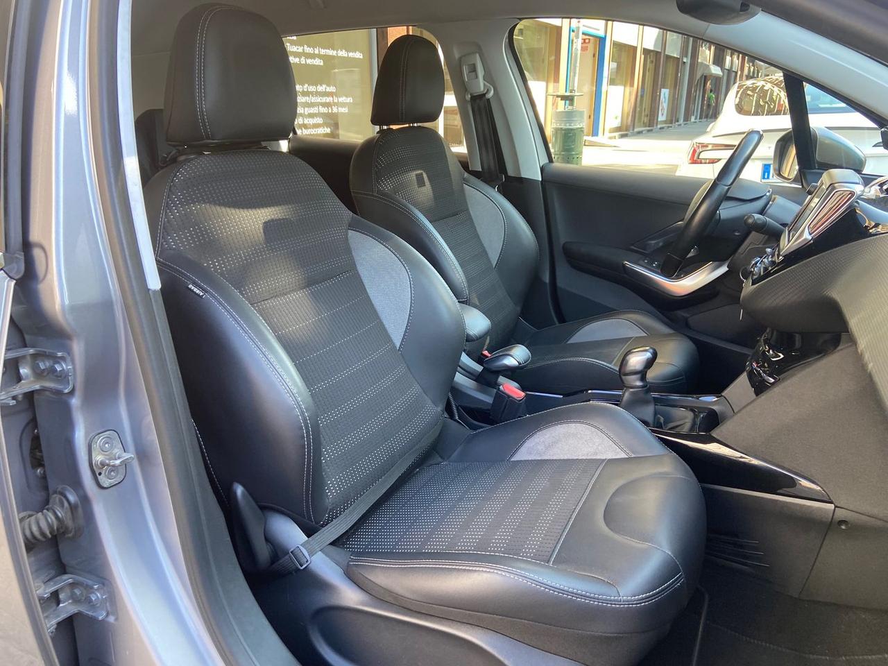 Peugeot 2008 Allure 1.5 Blue HDI 100 #11323