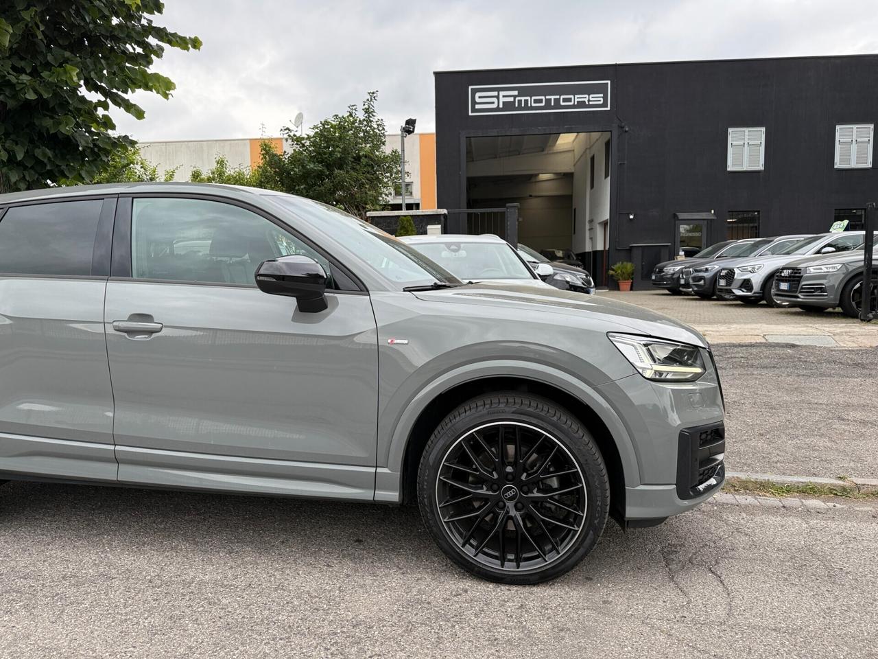 Audi Q2 40 TFSI S tronic Identity Black S Line QUATTRO