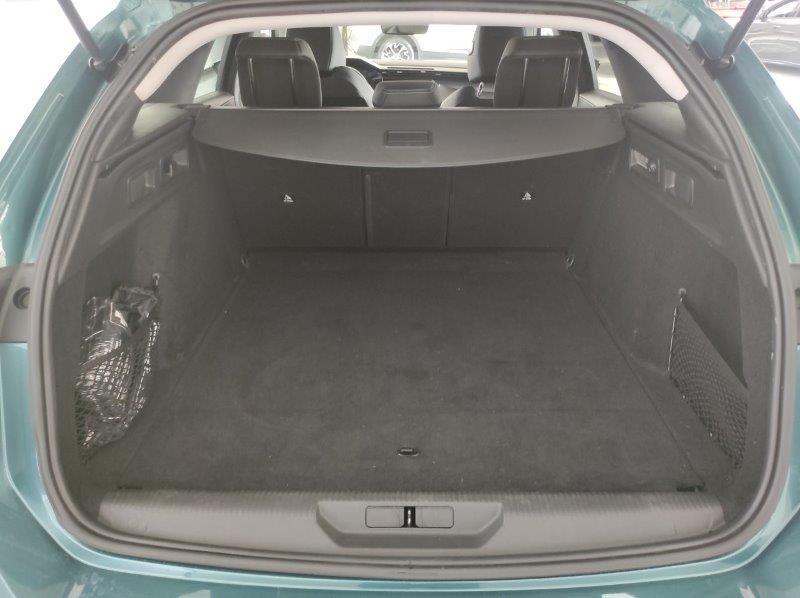 PEUGEOT 308 3ª serie - 308 Plug-in Hybrid 180 e-EAT8 SW Allure