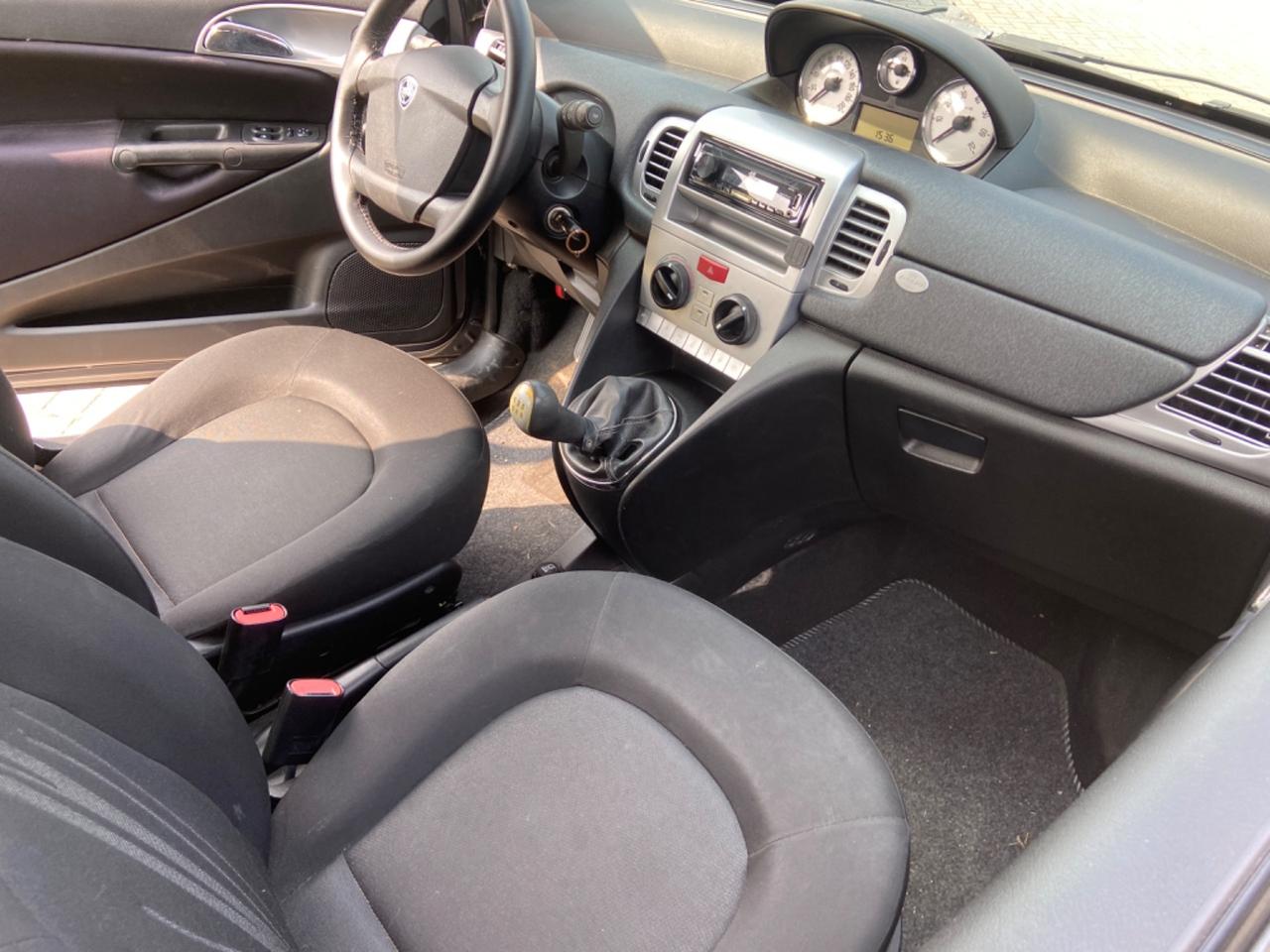Lancia Ypsilon 1.3 MJT 75 CV Diva x commercianti