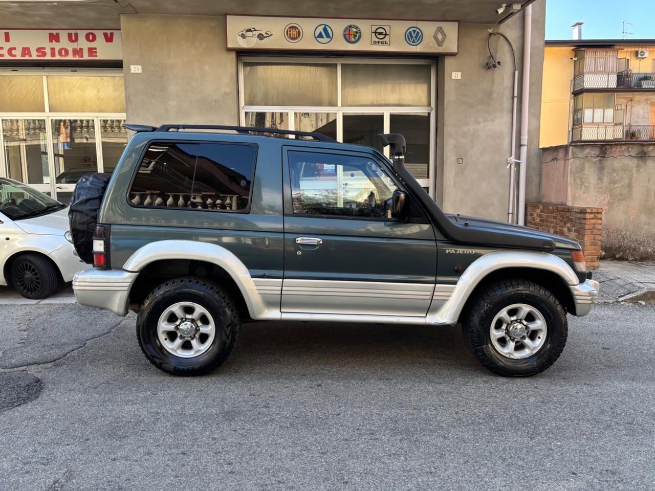 Mitsubishi Pajero 2.5 TDI Metal-top S. Select GLS