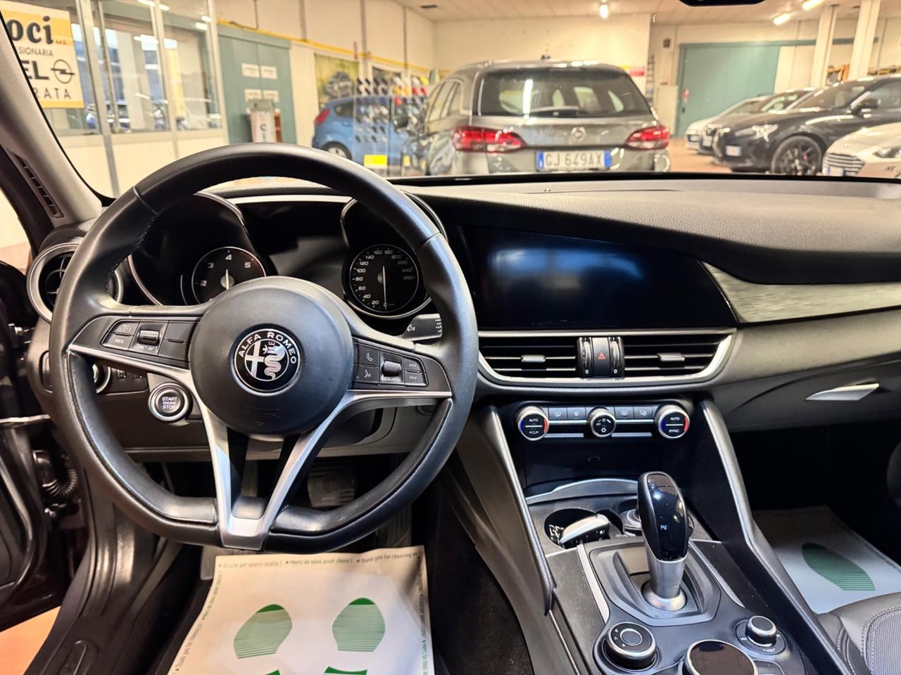 Alfa Romeo Giulia 2.2 Turbodiesel 180 CV AT8 AWD Q4 Super