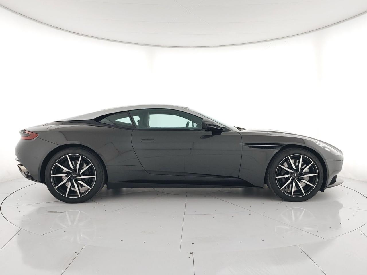 ASTON MARTIN DB11 Coupe 5.2 V12 Launch Edition auto CAMERA 360+PELLE