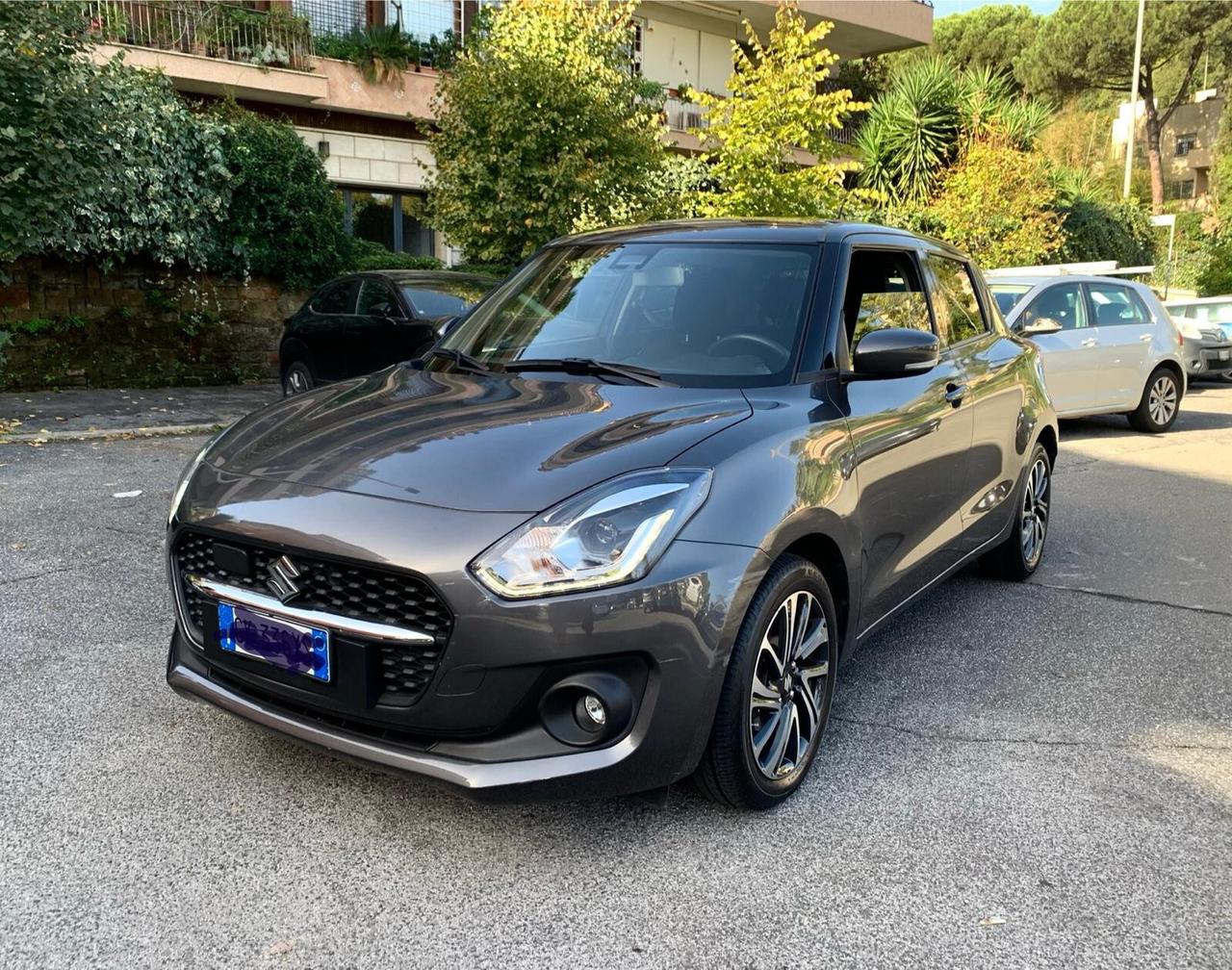 Suzuki Swift 1.2 Hybrid Top