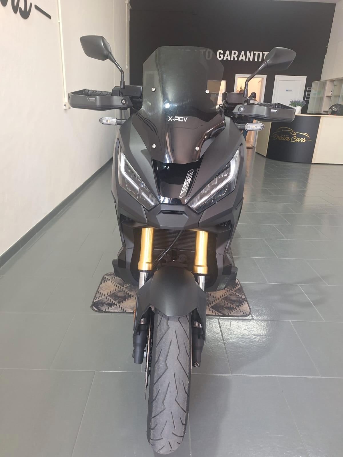 Honda X-ADV 750 2024