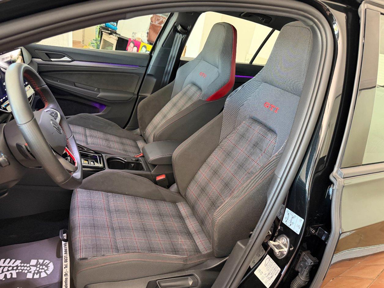 Volkswagen Golf 2.0 tsi GTI 265cv dsg