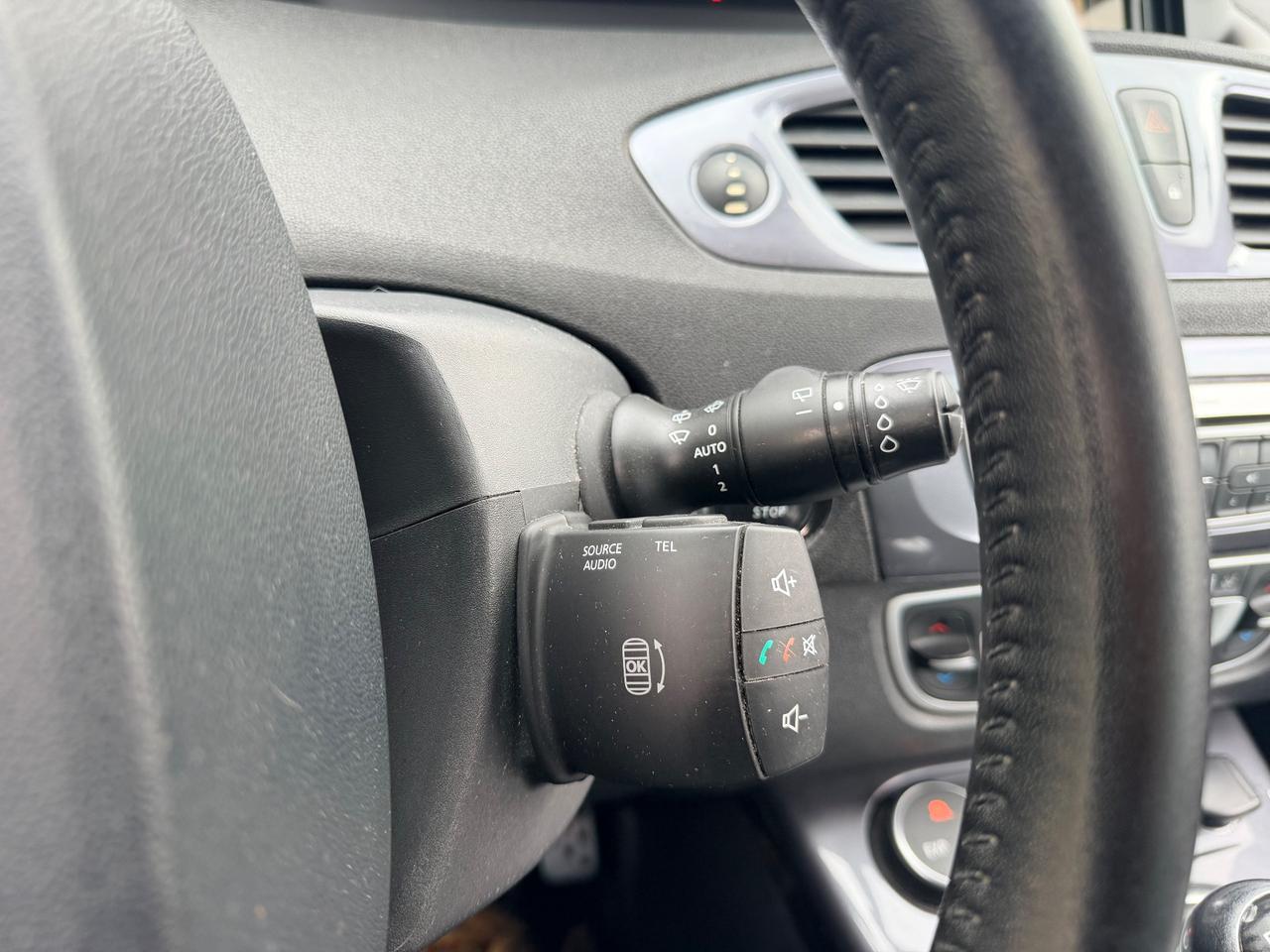 Renault Scénic XMod Cross 1.5 dCi FULL