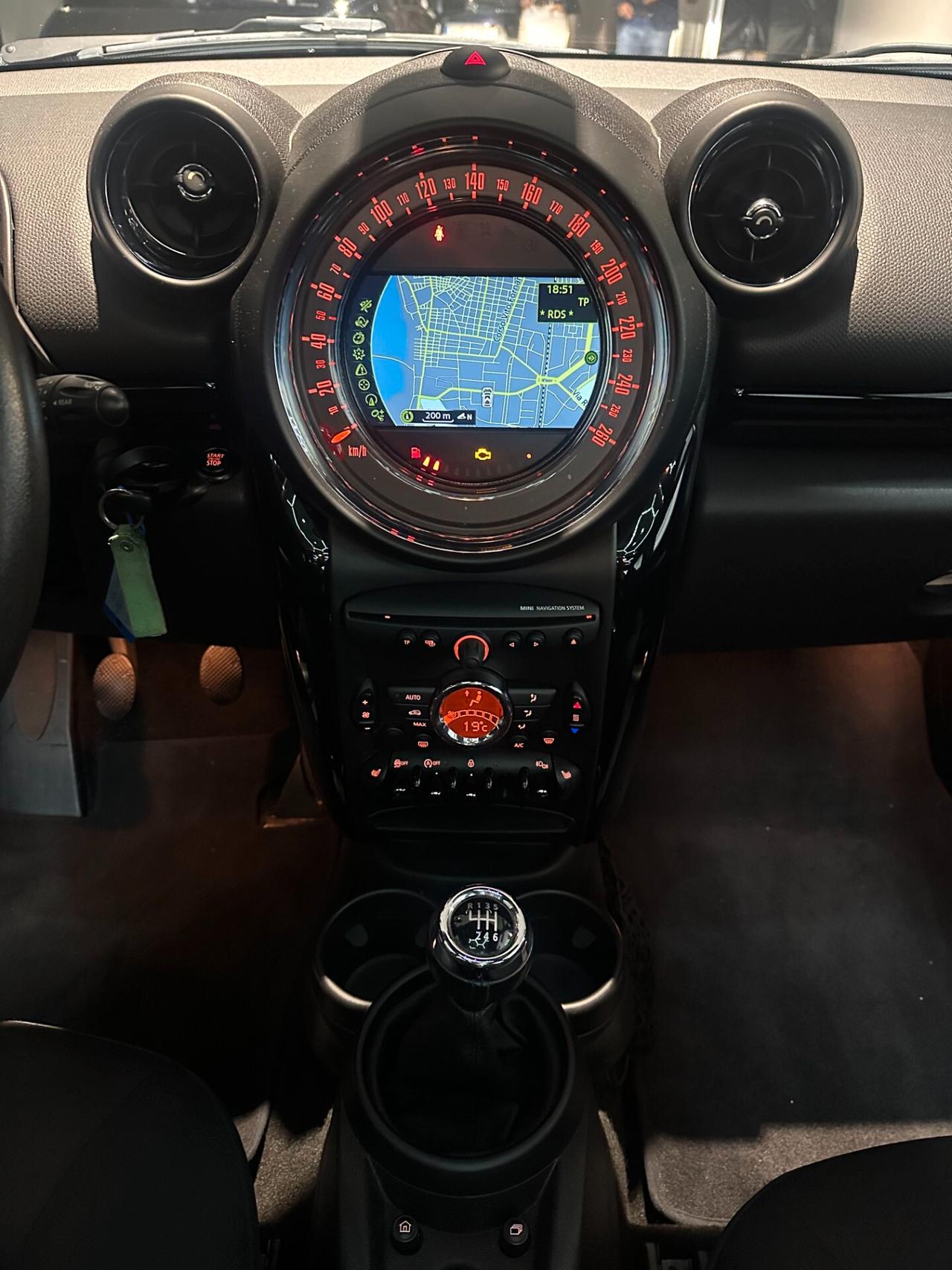 MINI Countryman D 1.6 Cooper D KM CERT.64000 TETTO NAVIG FARI XENO