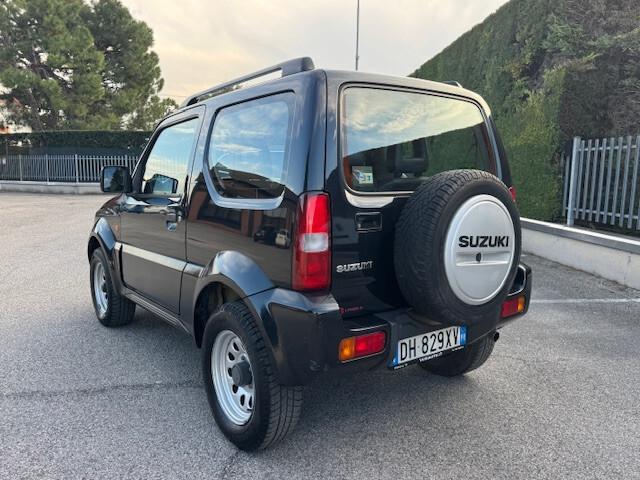Suzuki Jimny 1.5 DDiS cat 4WD JLX UNIPRO.