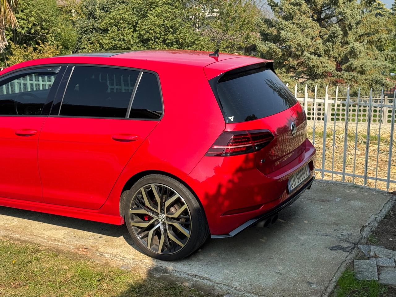 Volkswagen Golf R 2.0 DSG 5p.