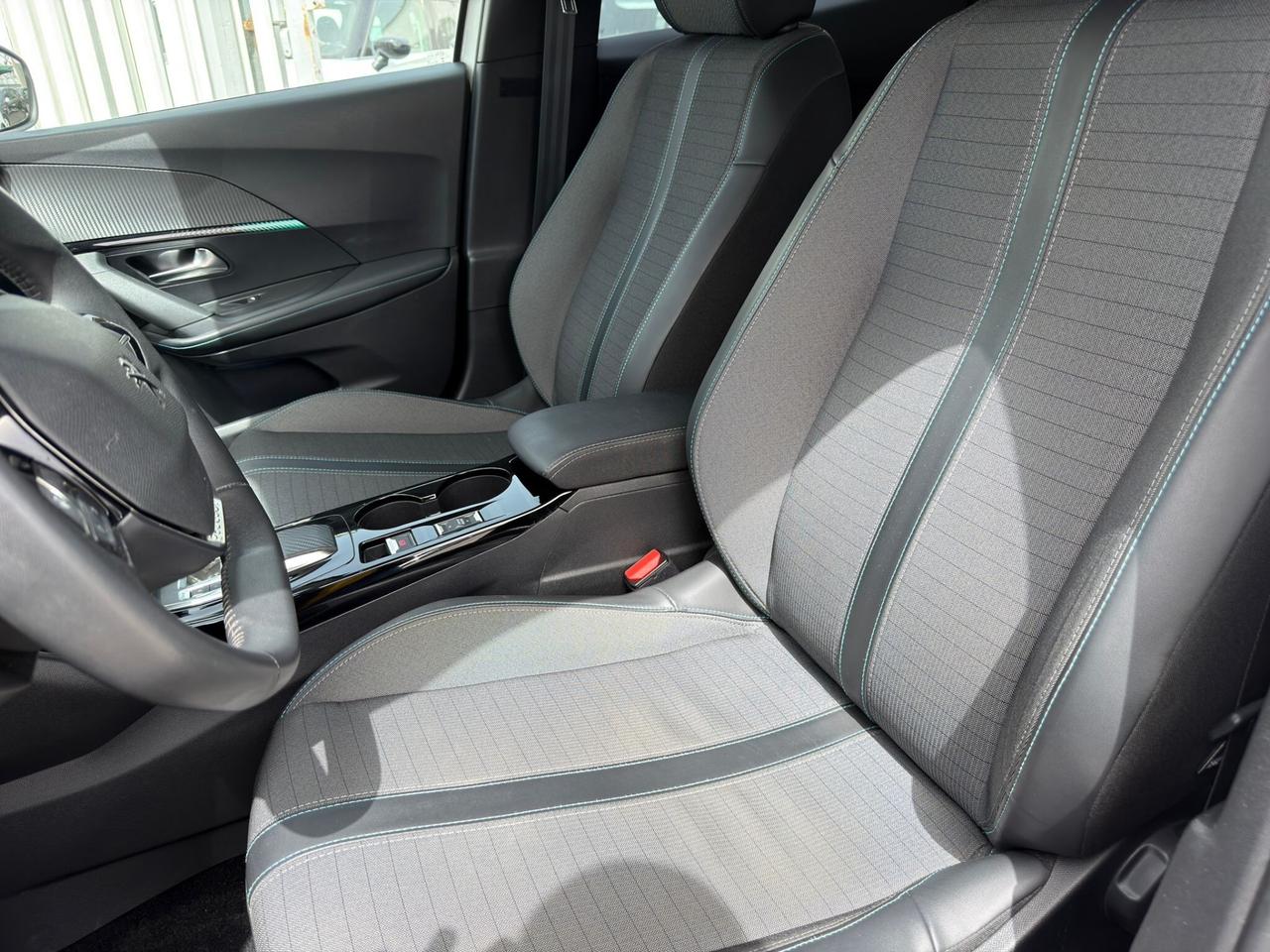Peugeot 2008 BlueHDi 130 Cv S&S EAT8 Allure Pack