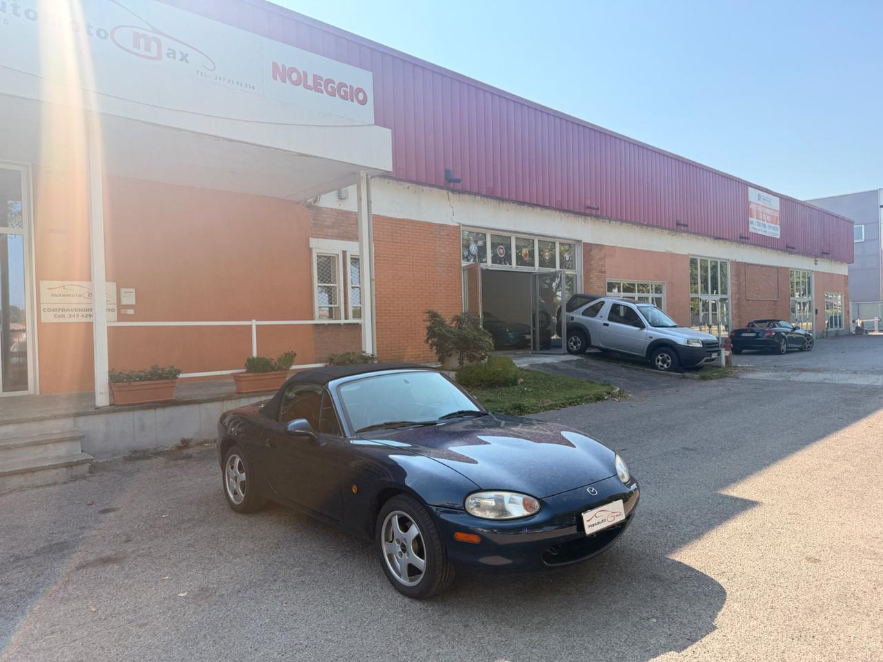 Mazda MX-5 1.6i 16V cat