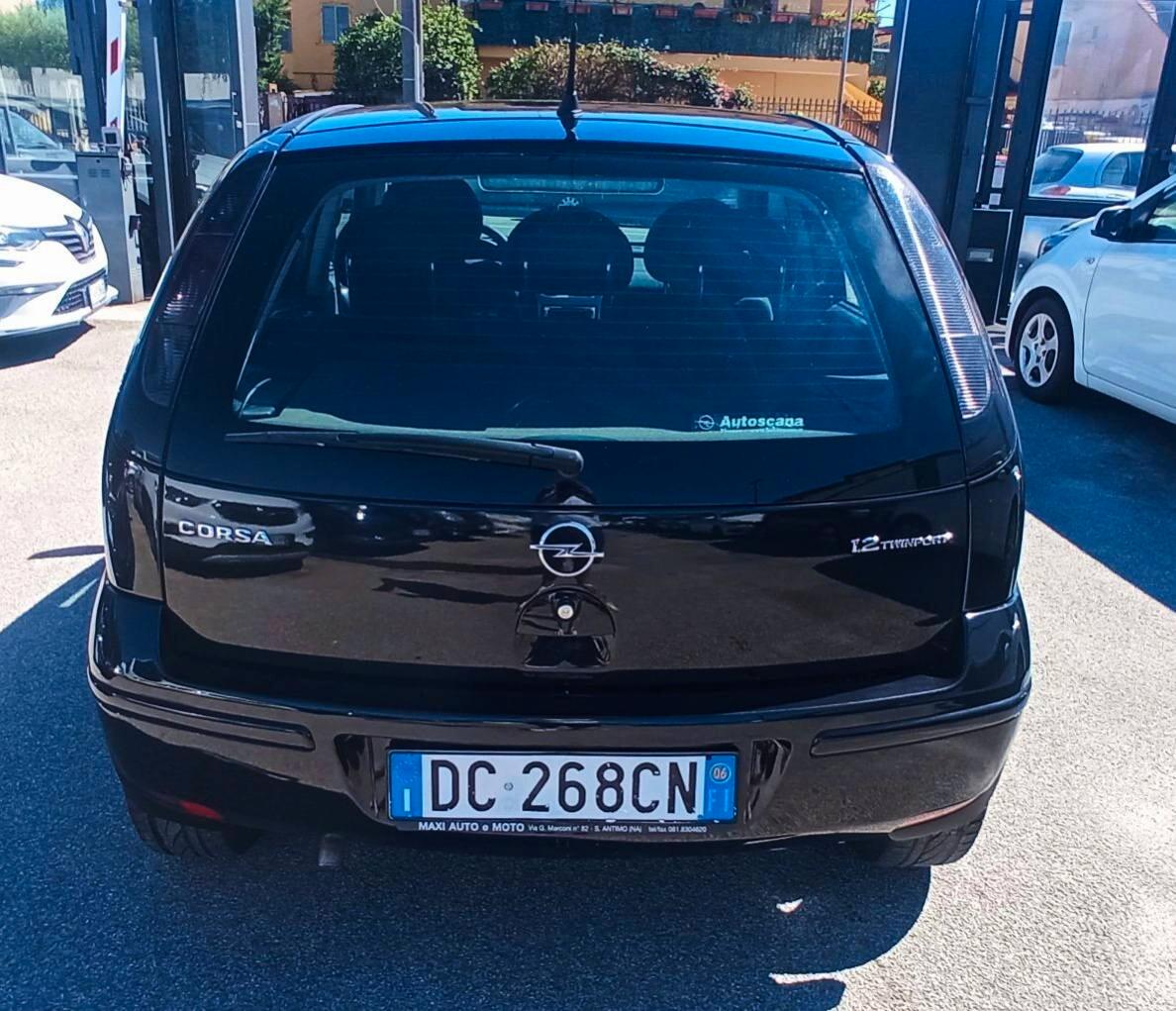 Opel Corsa AUTOMATICA! 58 MILA KM!