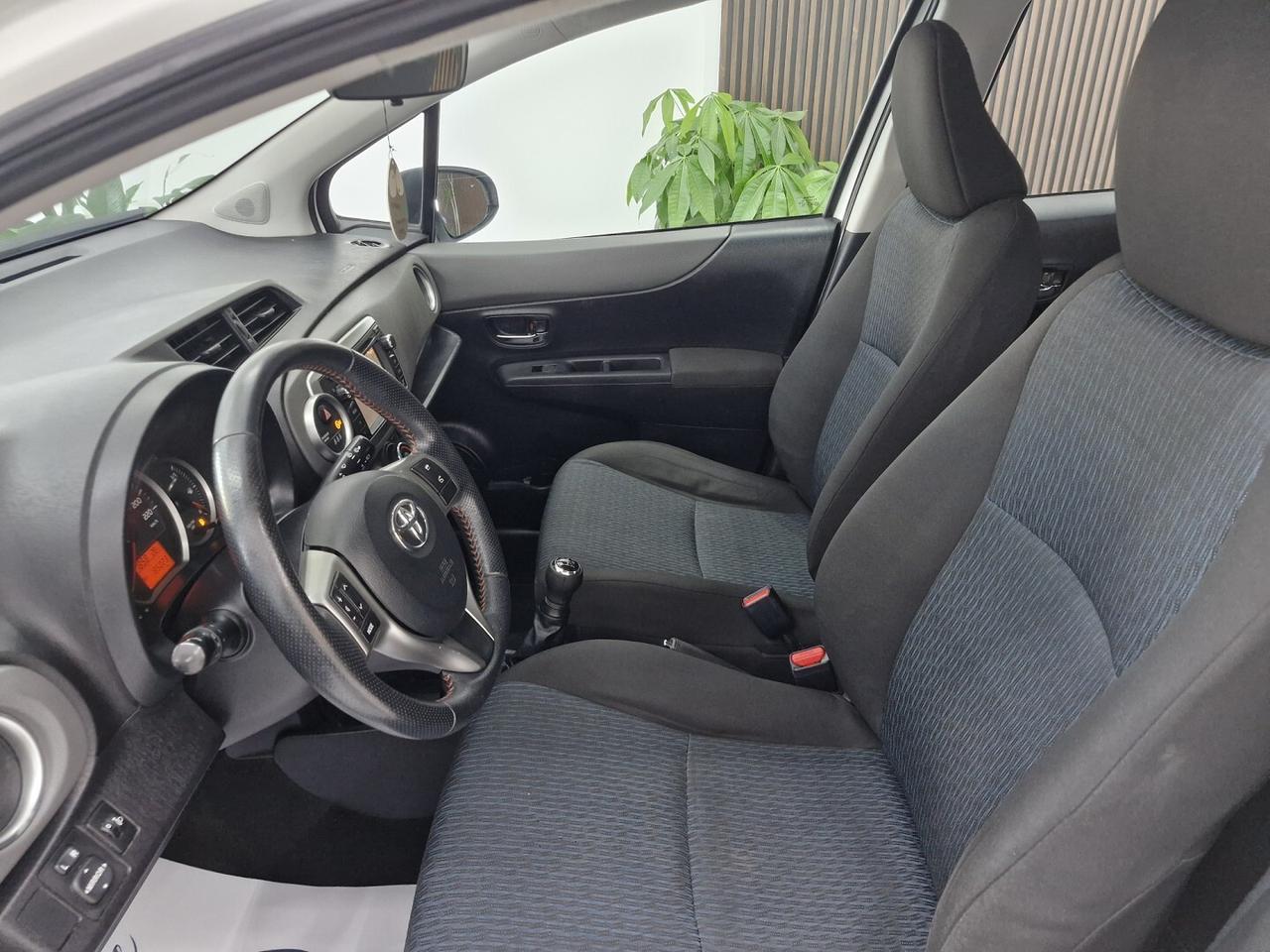 TOYOTA YARIS 1.0 BENZINA 69CV X NEOPATENTATI