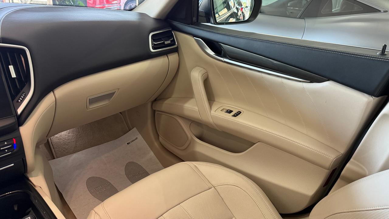 Maserati Ghibli V6 Diesel 275 CV Gransport
